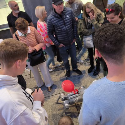 Vorstellung des Roboterhundes