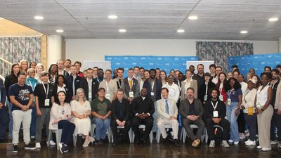 Gruppe von Studierenden in Südafrika bei einem Ausflug