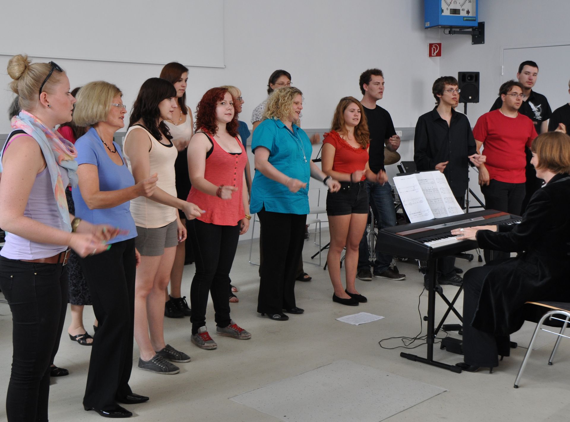 Ein Chor bei der Probestunde. 