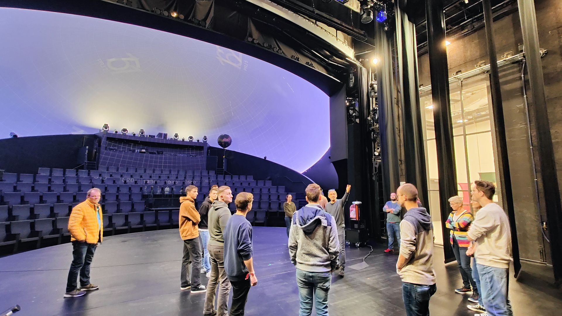 Science Domes mit Tesla-Spule