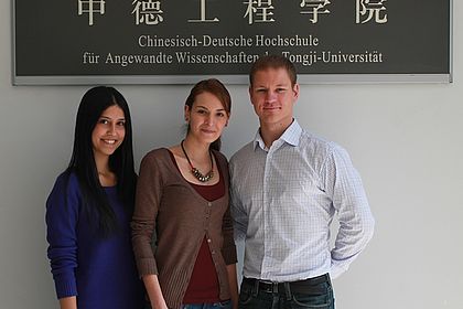 Drei deutsche Outgoings in China, zwei weibliche und ein männlicher Deutsche Outgoings (2012) an CDHAW der Tonji Universität in Shanghai