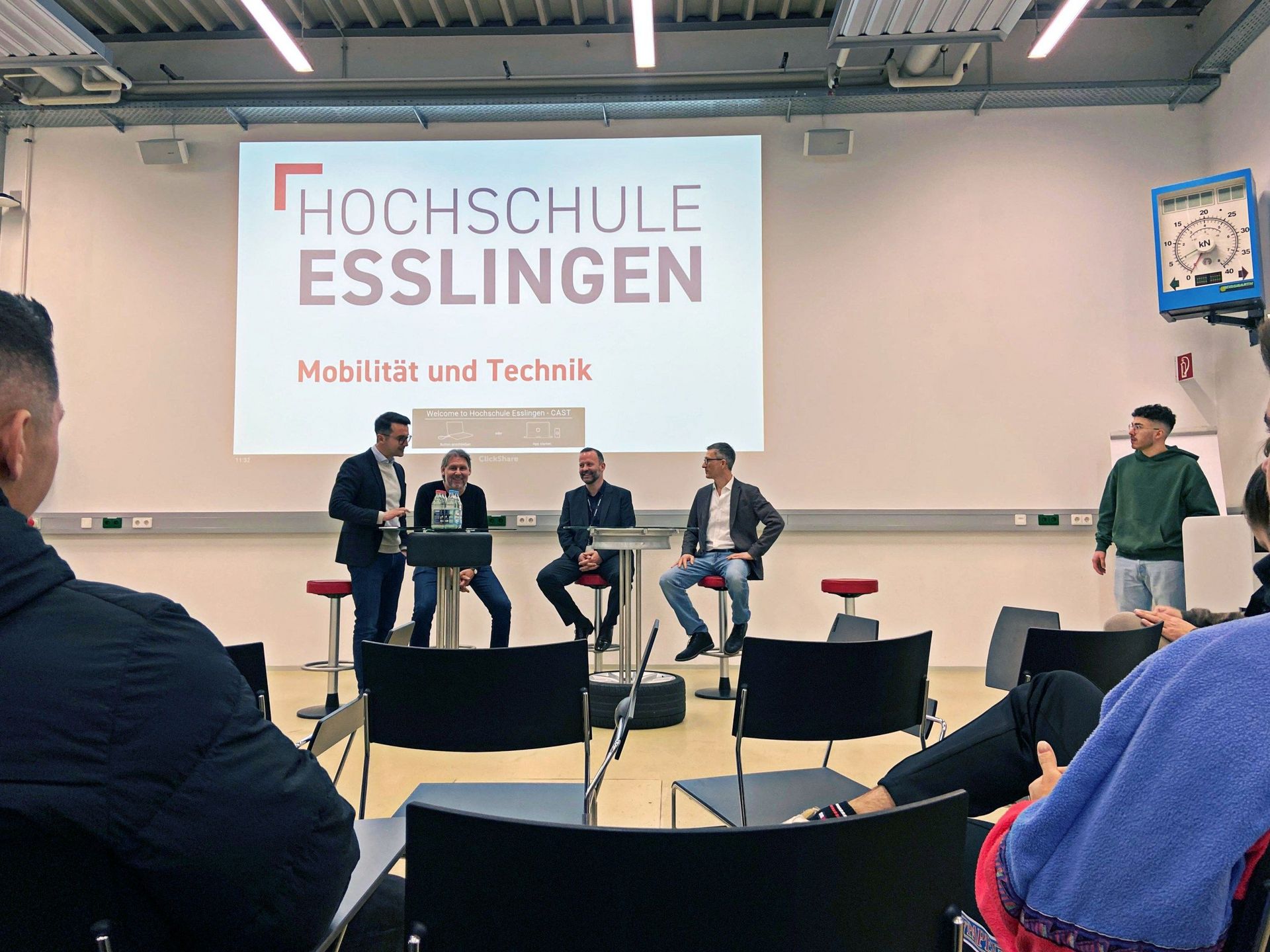 Podiumsdiskussion Fakultät Mobilität und Technik, Dezember 2024