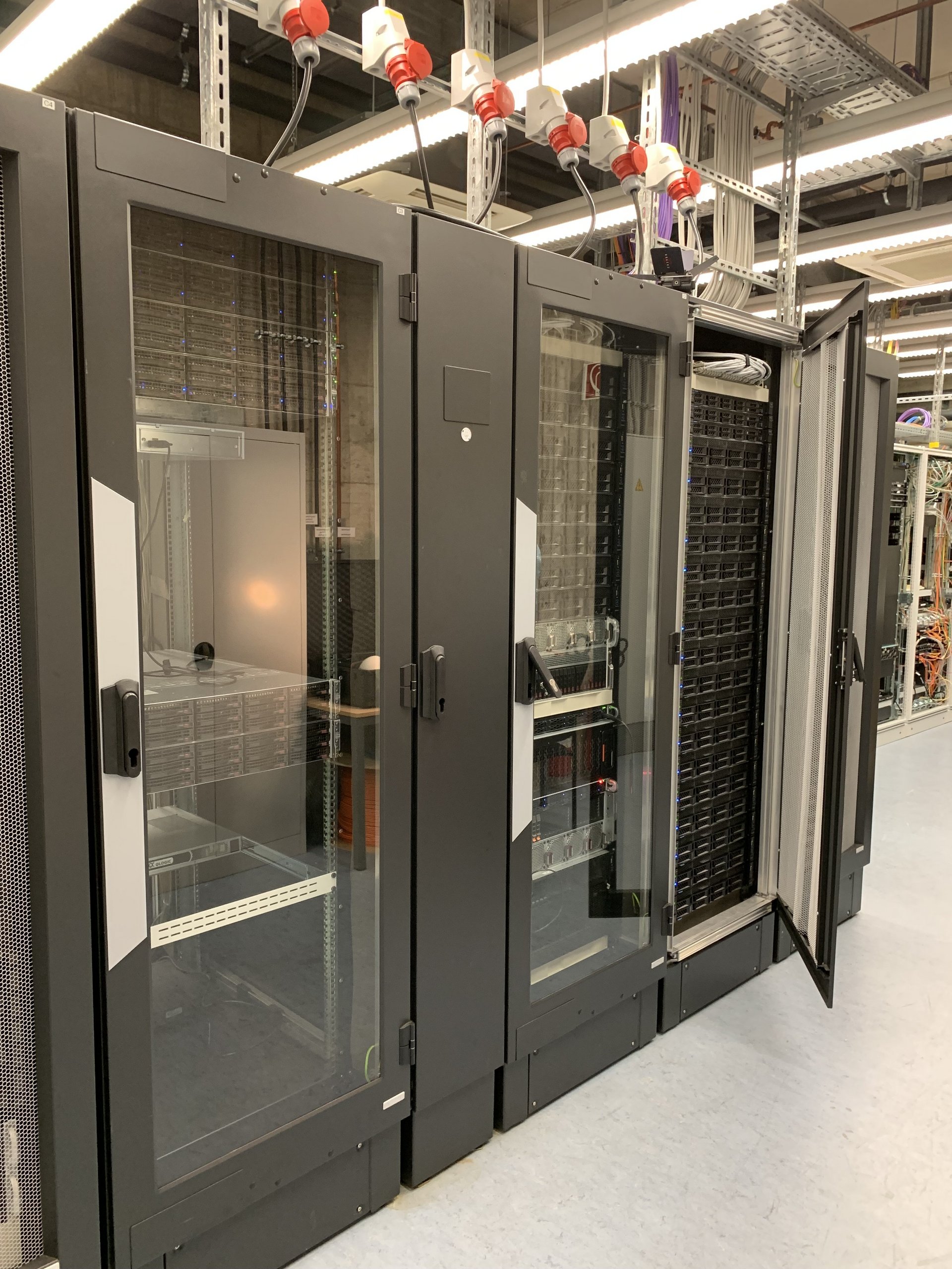 Schrank mit Technik
