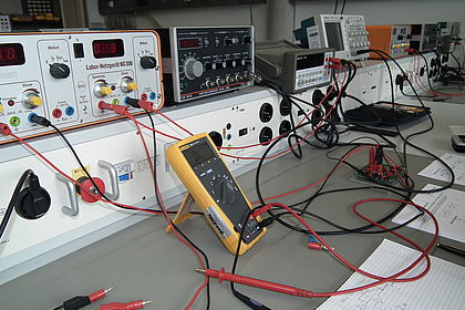 Lab equipment, Photo: Automotive Faculty