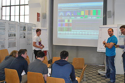 Studierende während einer Laborübung im LFA, Foto: Hochschule Esslingen/ LFA, Foto: Hochschule Esslingen/ LFA