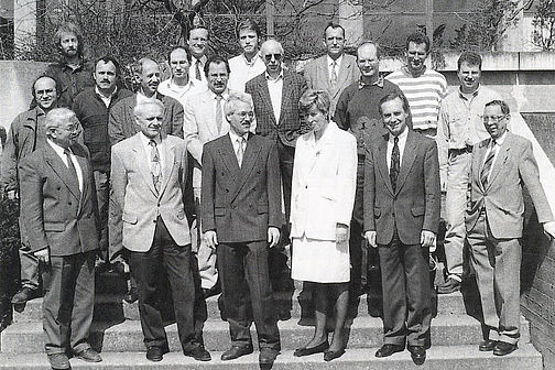 Group picture of the Department of Communications Engineering 1993