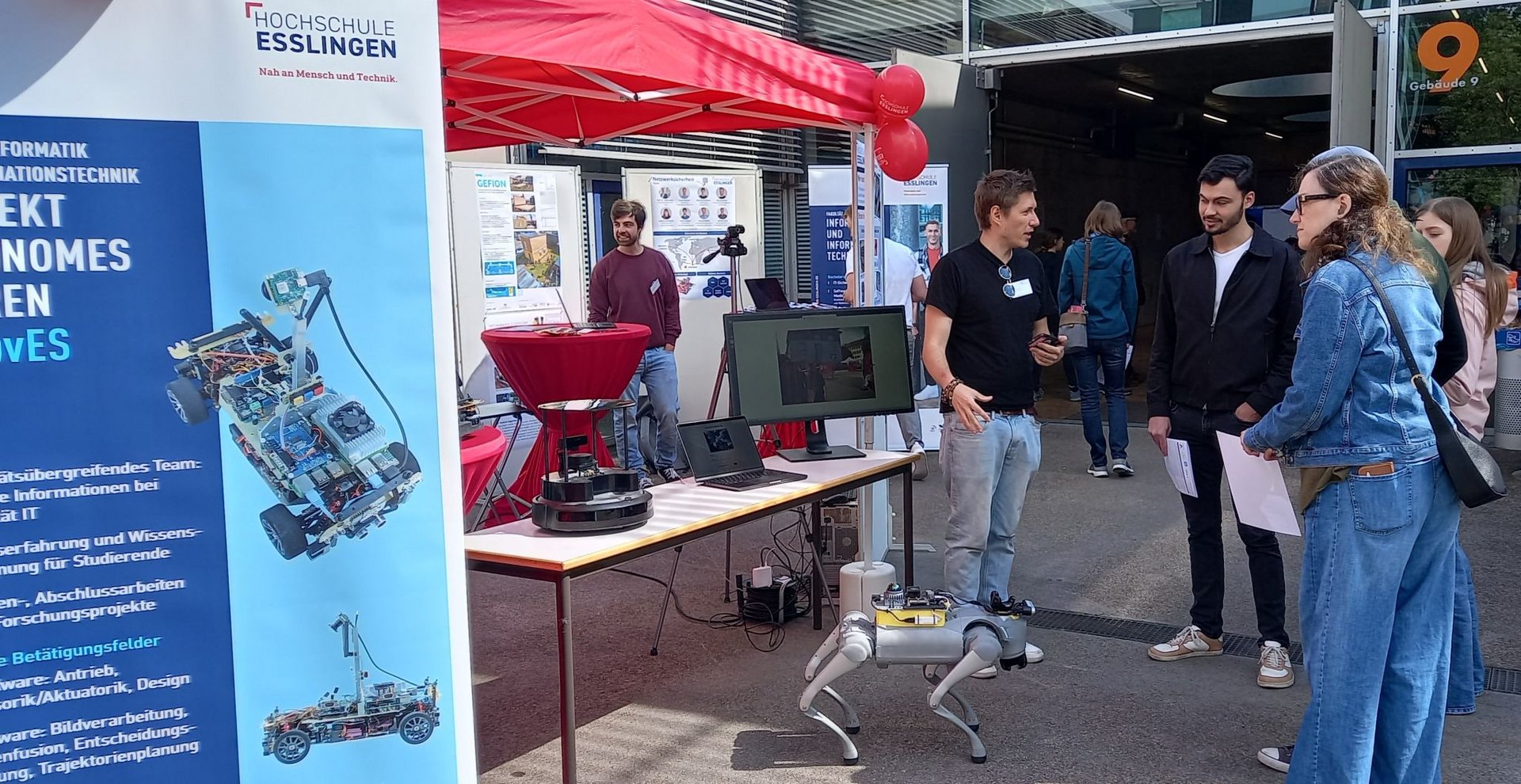 Ein Messestand