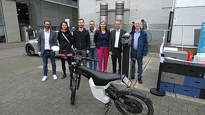 Gruppenbild von Projektverantwortlichen eines Forschungsprojekts