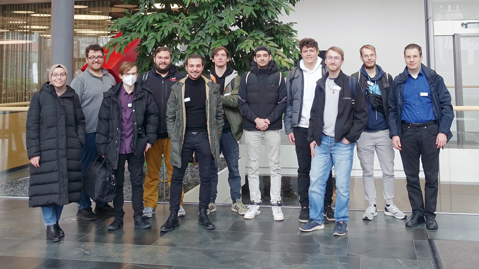 Gruppe von Studierenden der Hochschule Esslingen