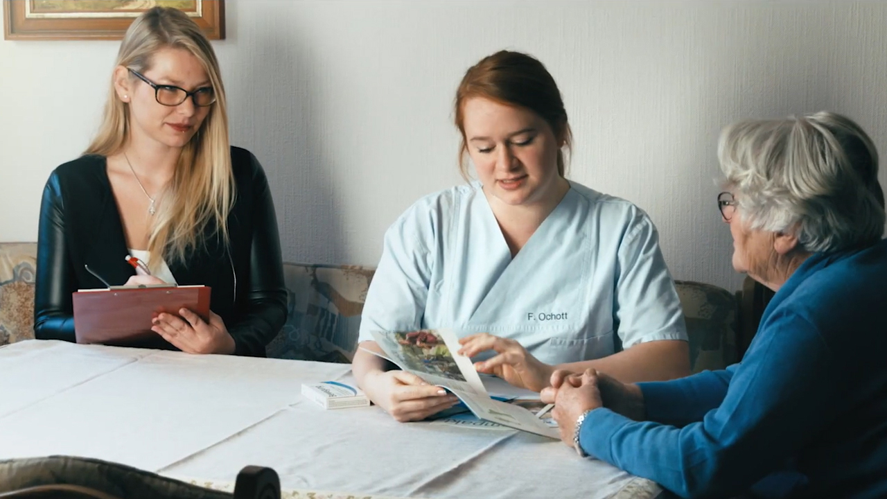 Students of the Master of Nursing Sciences can apply their theoretical knowledge and evaluate nursing care scientifically through practical experience.